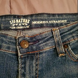 Signature straight jeans